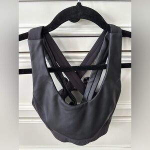 SPLENDID Ladies Women Size XS Black Faux Leather Back Cross Straps Sport…